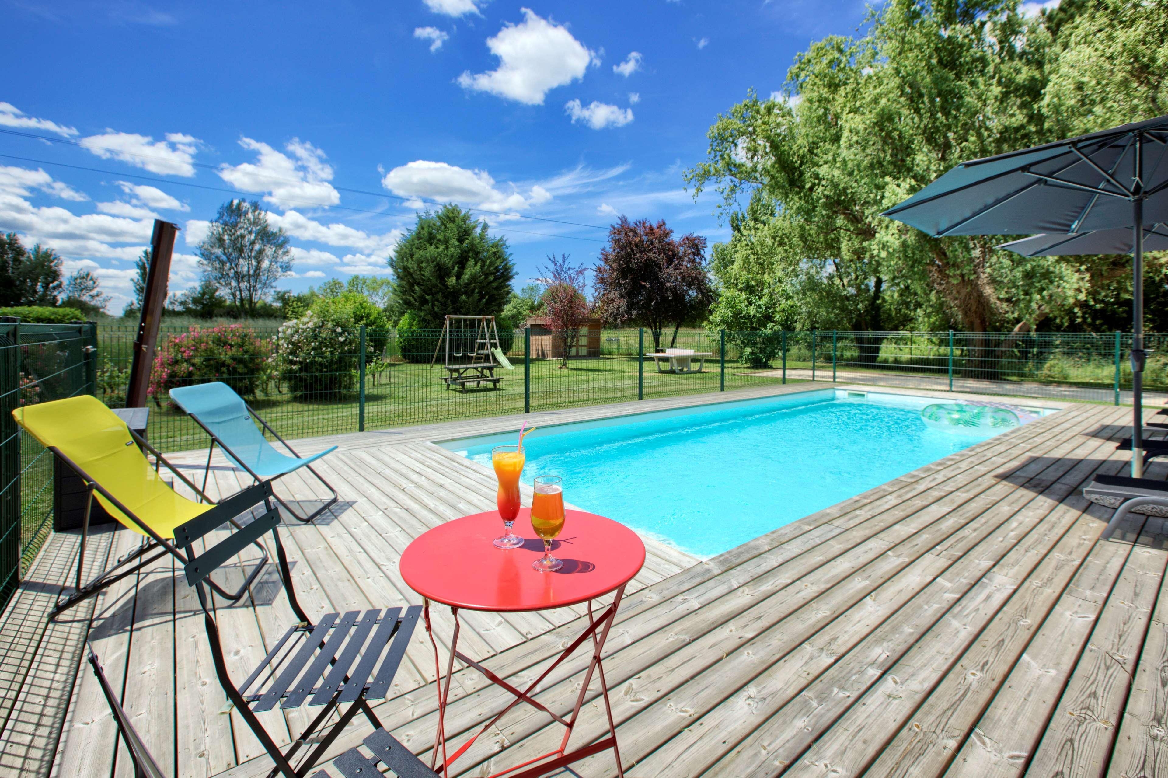 Kyriad Libourne Saint Emilion Exterior foto